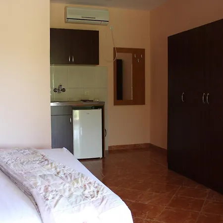 Christophers 3* Podgorica