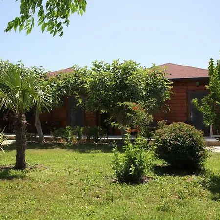 Bed and Breakfast Christophers Ποντγορίτσα