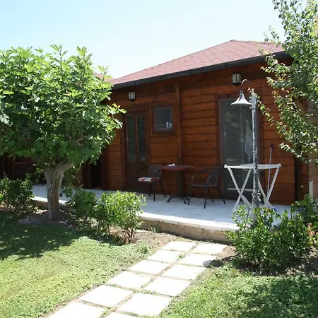 Christophers Bed and Breakfast 3*
